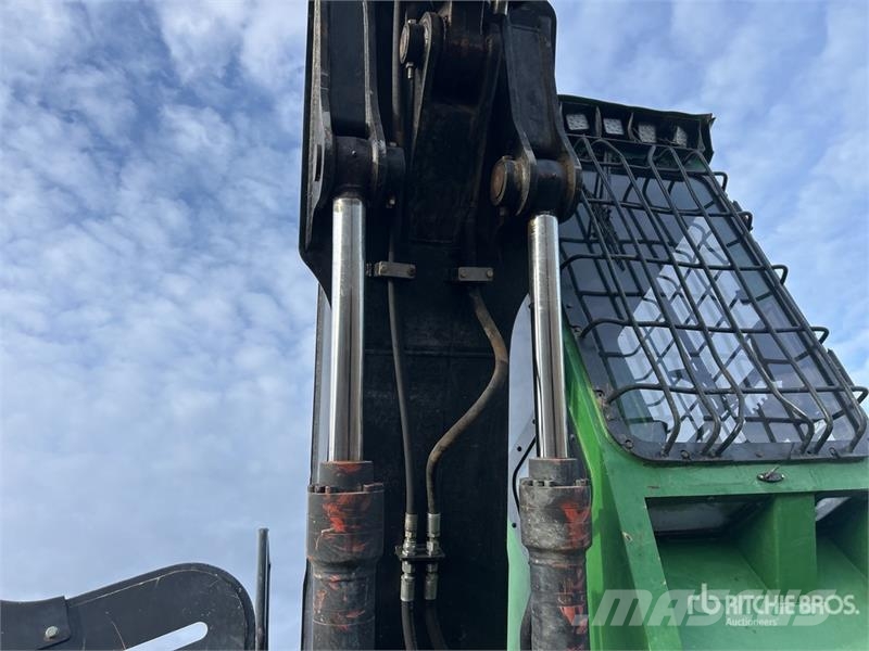 John Deere 2154D Short Wood Log Loader Gelenkausleger Lader
