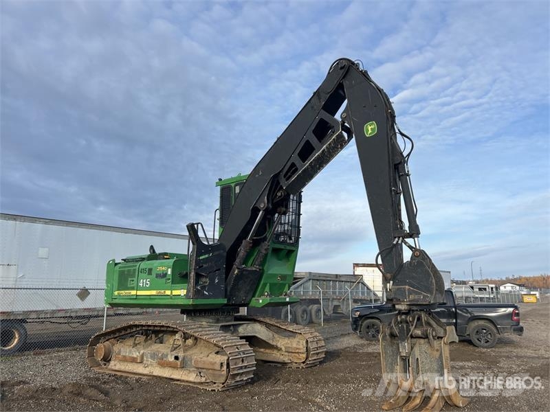 John Deere 2154D Short Wood Log Loader Gelenkausleger Lader