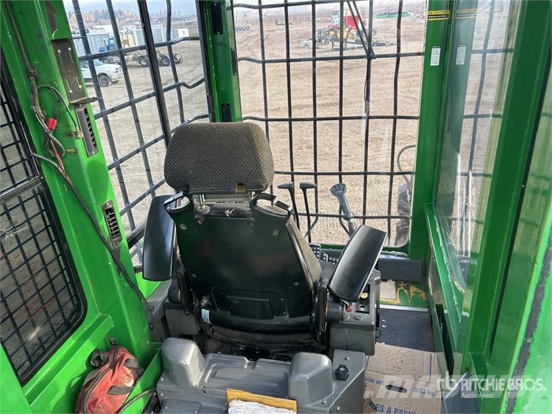 John Deere 2154D Short Wood Log Loader Gelenkausleger Lader