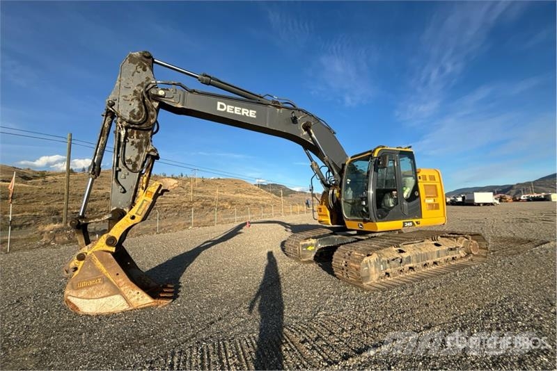 John Deere 245 P-Tier Paletli ekskavatörler