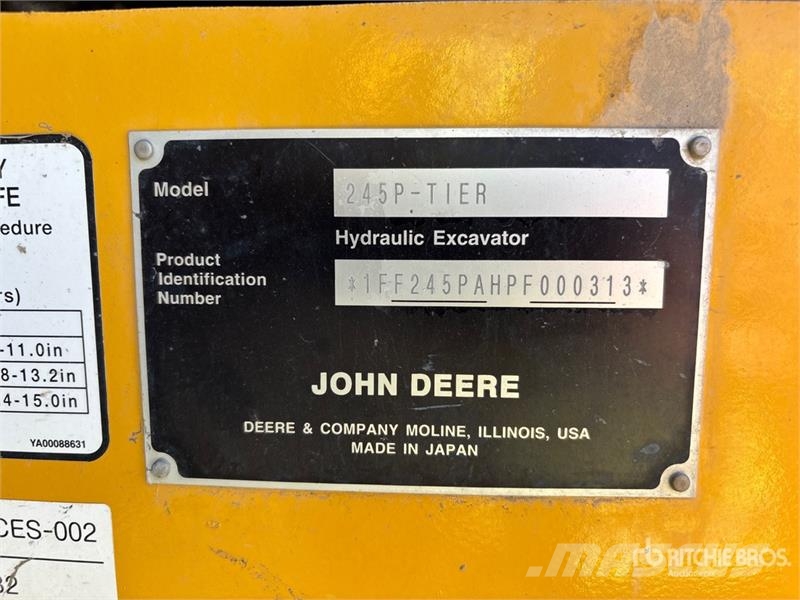 John Deere 245 P-Tier Paletli ekskavatörler