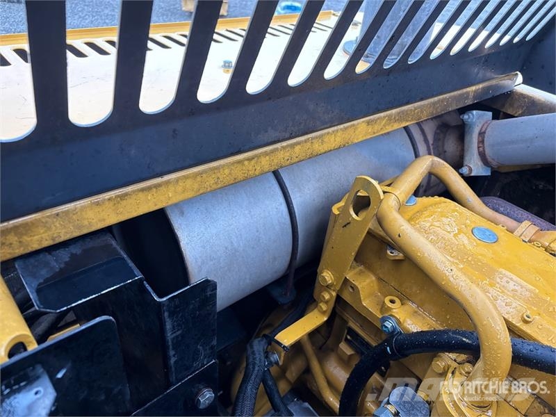 John Deere 250G LC Gravemaskiner på larvebånd