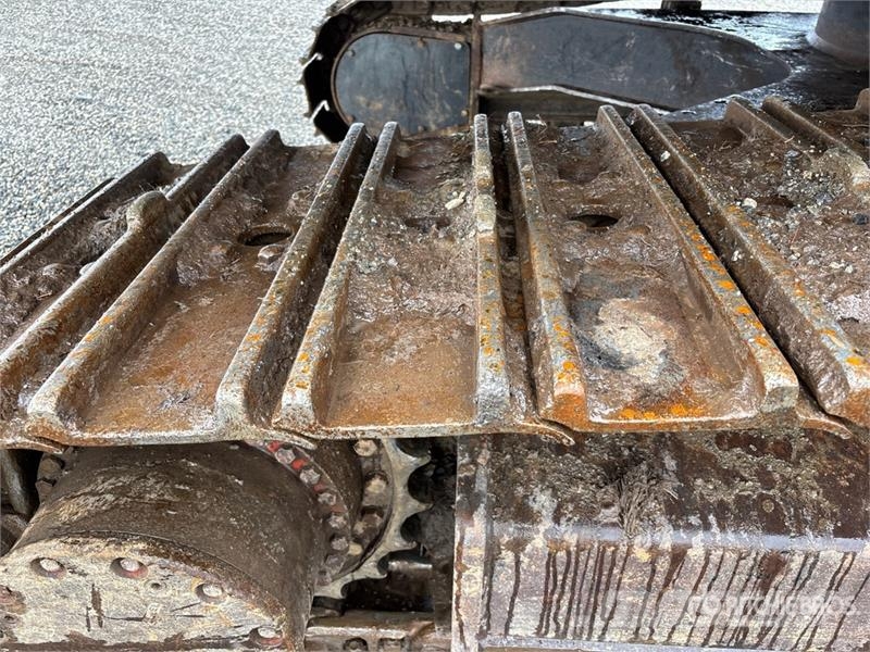 John Deere 250G LC Gravemaskiner på larvebånd