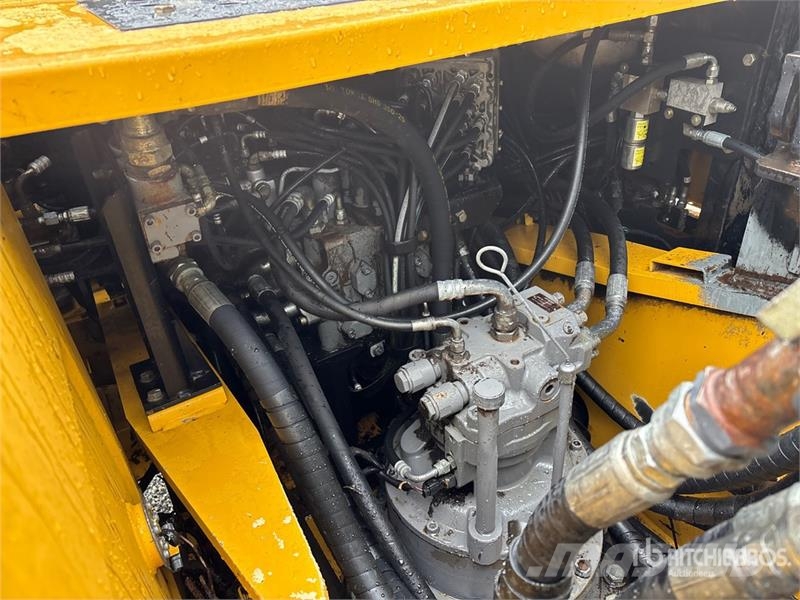 John Deere 250G LC Gravemaskiner på larvebånd