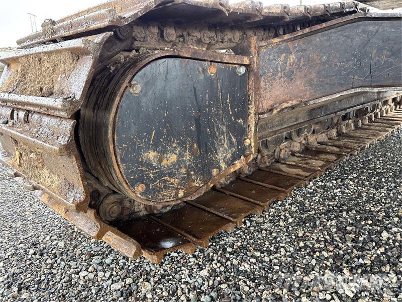 John Deere 250G LC Gravemaskiner på larvebånd