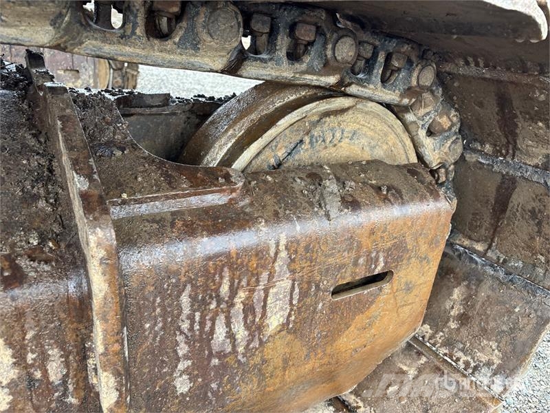 John Deere 250G LC Gravemaskiner på larvebånd