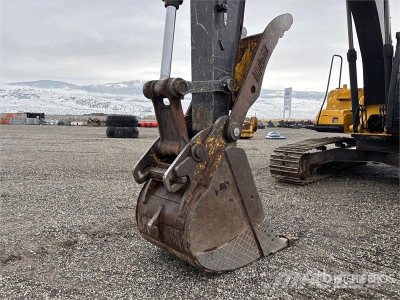 John Deere 250G LC Gravemaskiner på larvebånd