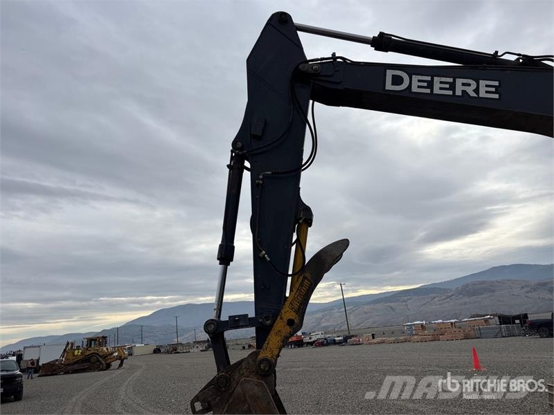 John Deere 250G LC Rupsgraafmachines