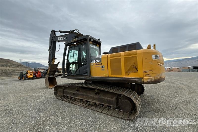 John Deere 250G LC Rupsgraafmachines