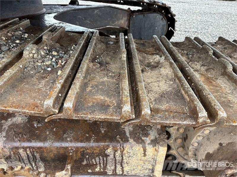 John Deere 250G LC Gravemaskiner på larvebånd