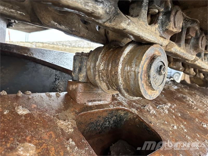John Deere 250G LC Gravemaskiner på larvebånd