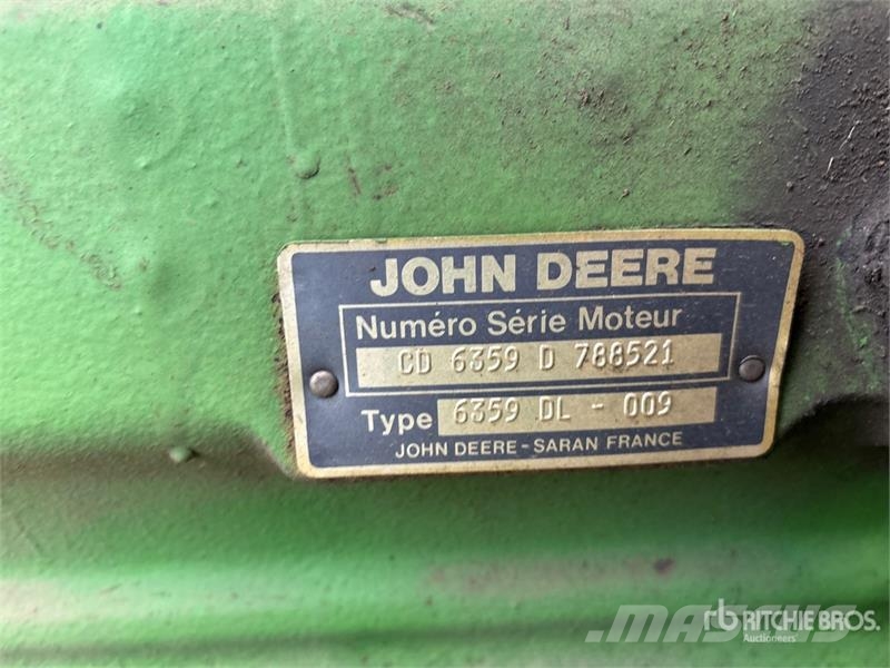 John Deere 2955 Traktori