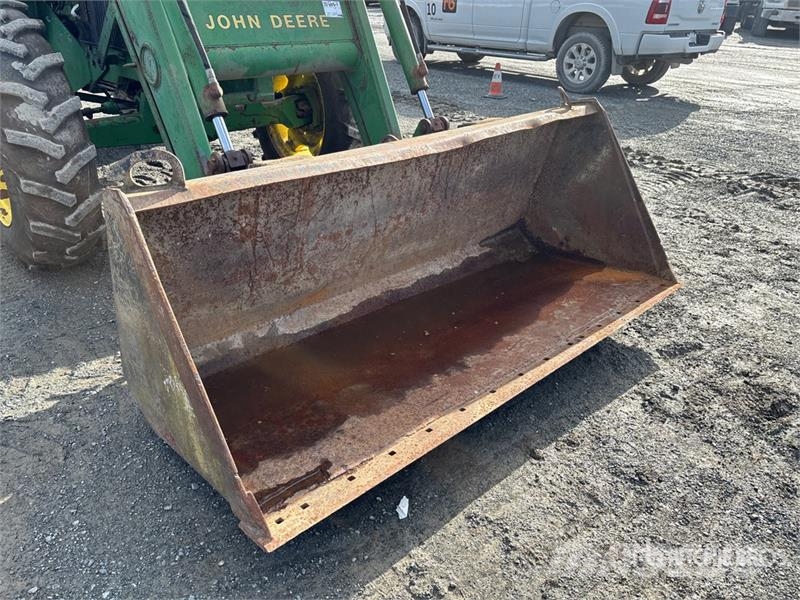 John Deere 2955 Traktori