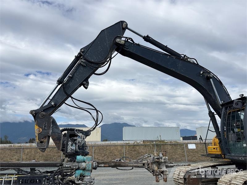 John Deere 300GLC Foundation Drill Velké vrtací stroje