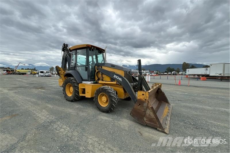 John Deere 310SL 反铲装载机