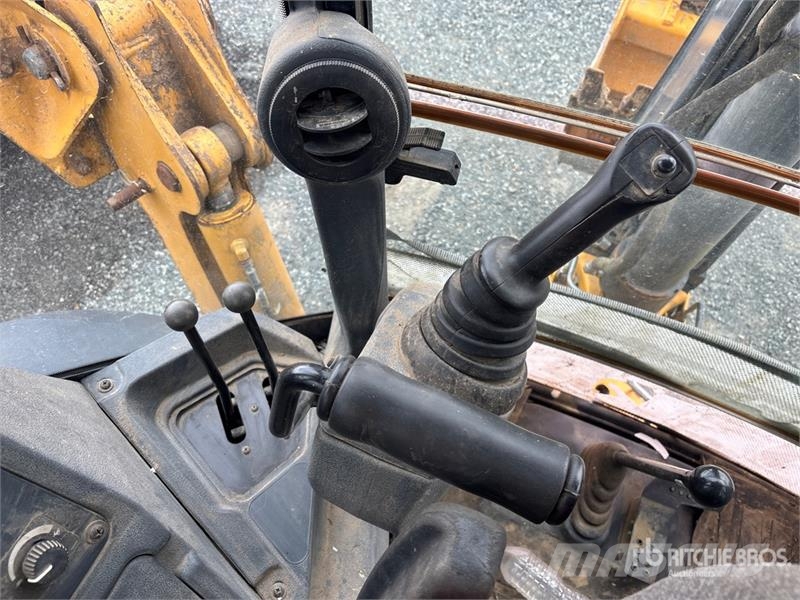 John Deere 310SL 反铲装载机