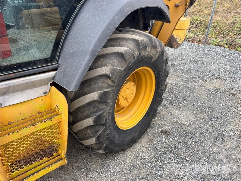 John Deere 310SL 反铲装载机
