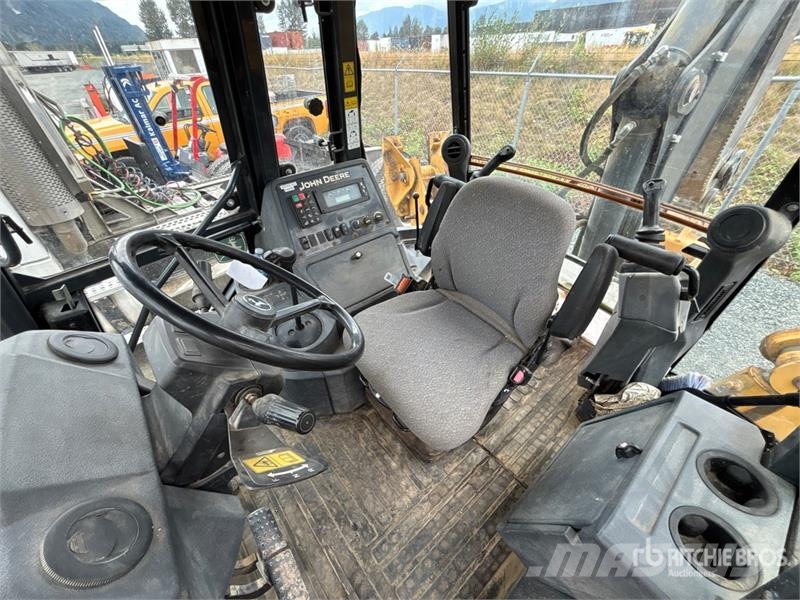 John Deere 310SL 反铲装载机