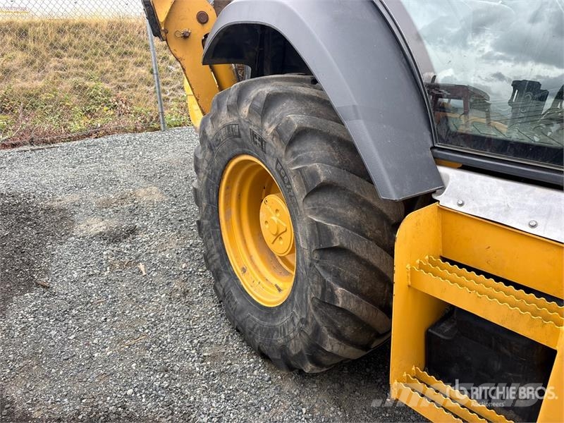 John Deere 310SL 反铲装载机