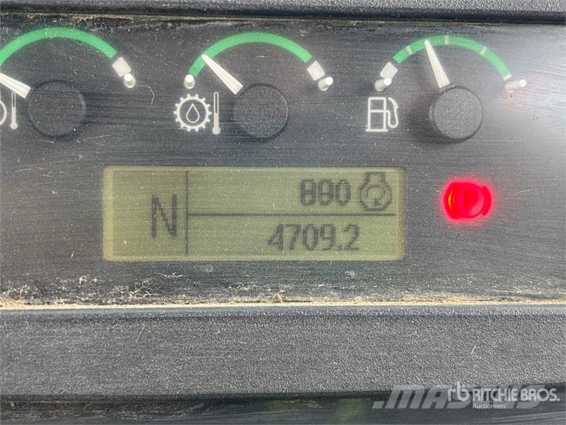 John Deere 310SL 反铲装载机