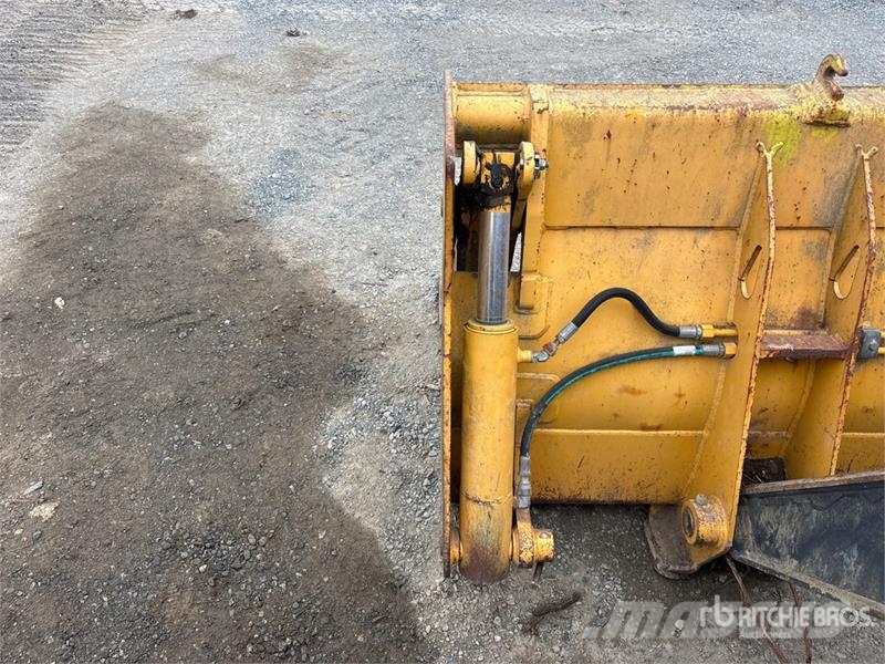 John Deere 310SL 反铲装载机