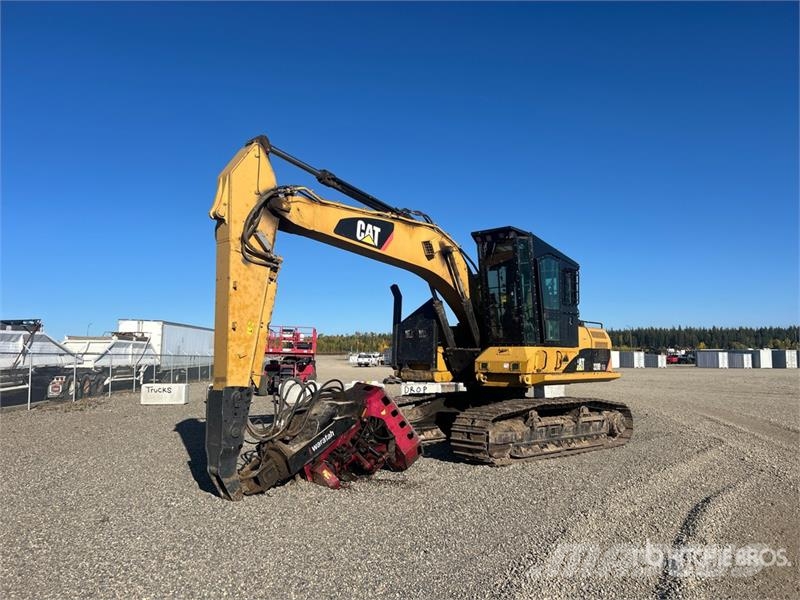 John Deere 320D Raupenbagger