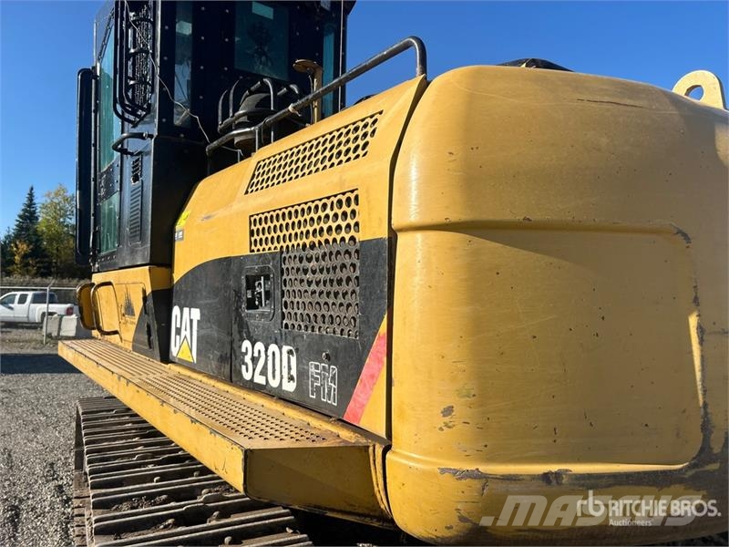 John Deere 320D Processor Дровоколы