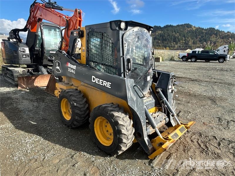 John Deere 324G Two-Speed High Flow Skid Steer Loader Lietoti riteņu kompaktiekrāvēji