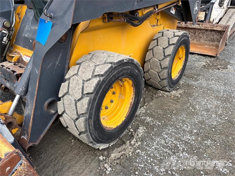 John Deere 326D Schrankladers