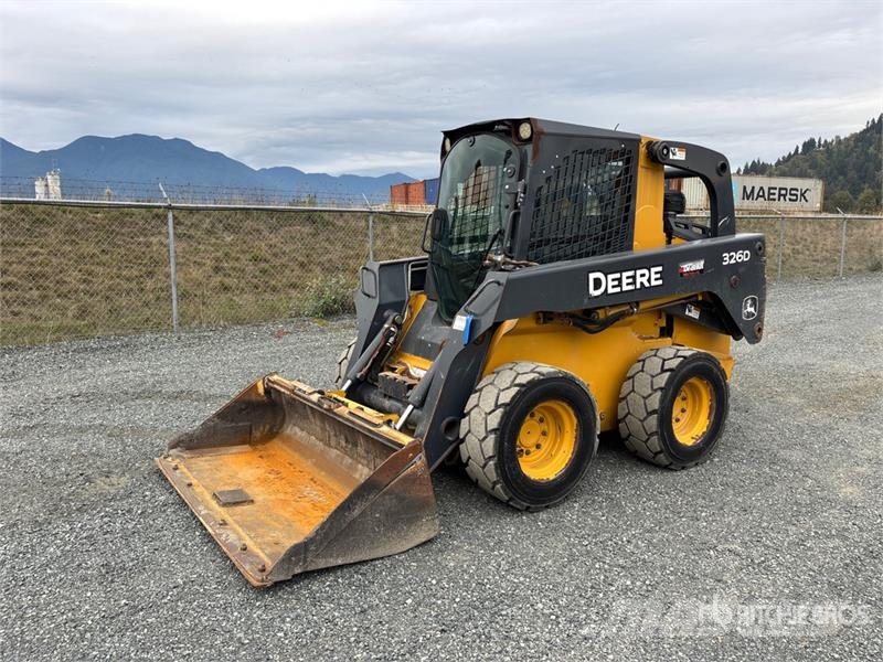John Deere 326D Schrankladers