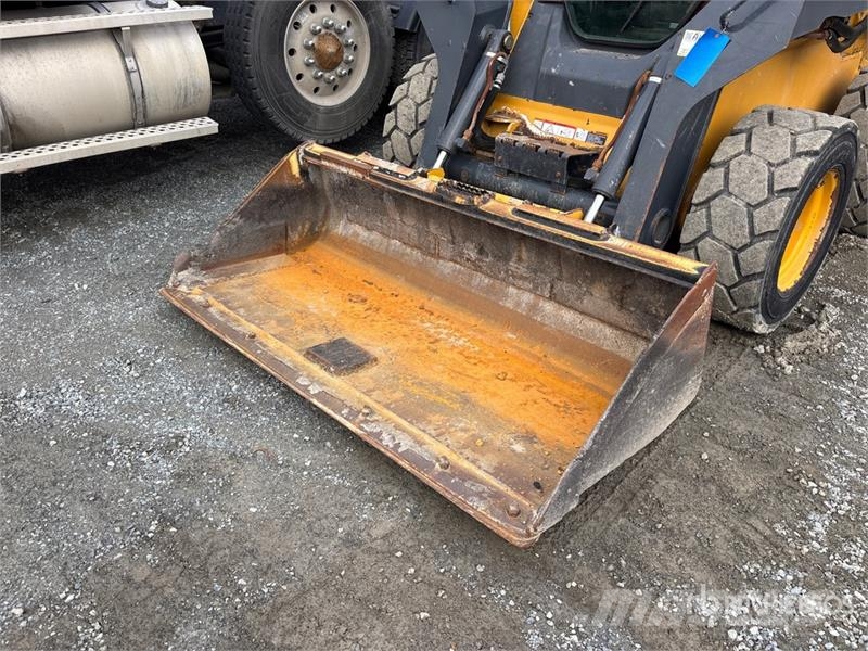 John Deere 326D Schrankladers