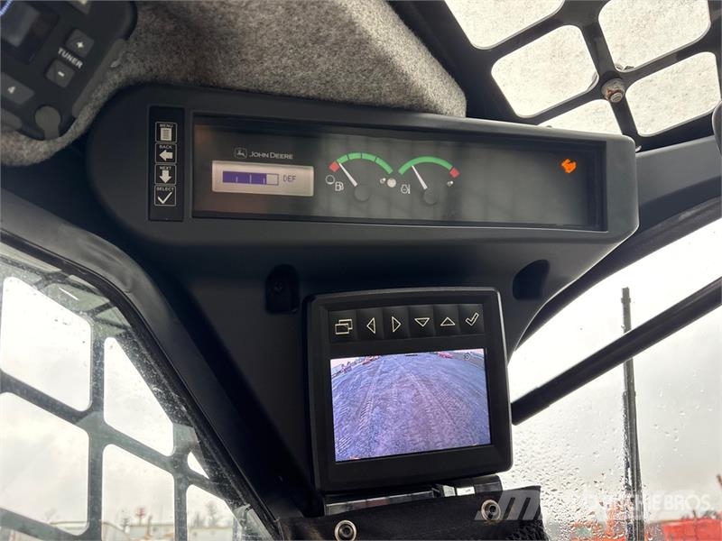 John Deere 330G Two-Speed High Flow Skid Steer Loader Minicargadoras