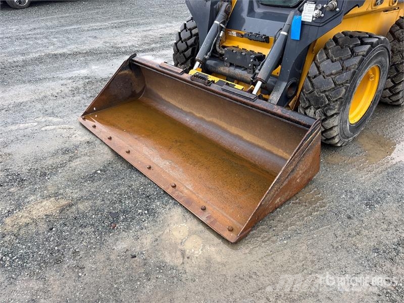 John Deere 330G Two-Speed High Flow Skid Steer Loader Minicargadoras