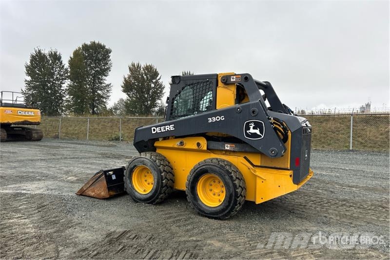 John Deere 330G Two-Speed High Flow Skid Steer Loader Minicargadoras