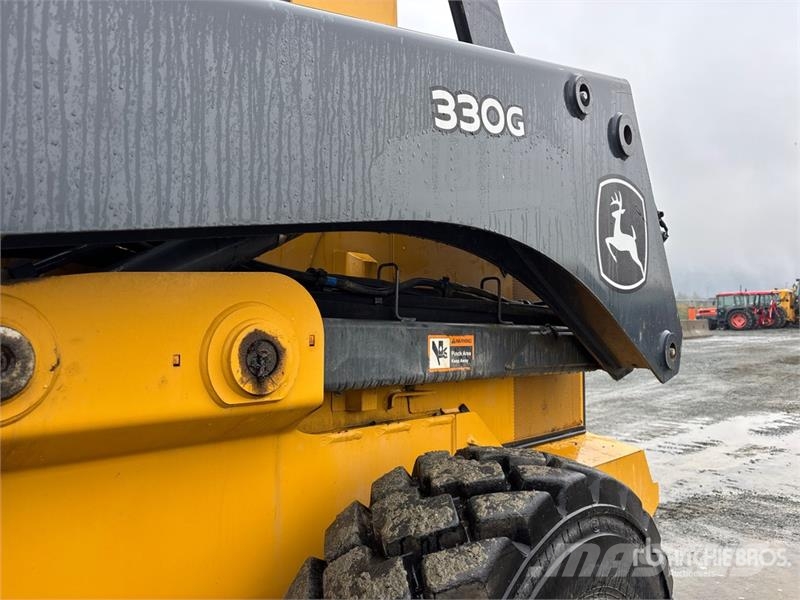 John Deere 330G Two-Speed High Flow Skid Steer Loader Minicargadoras