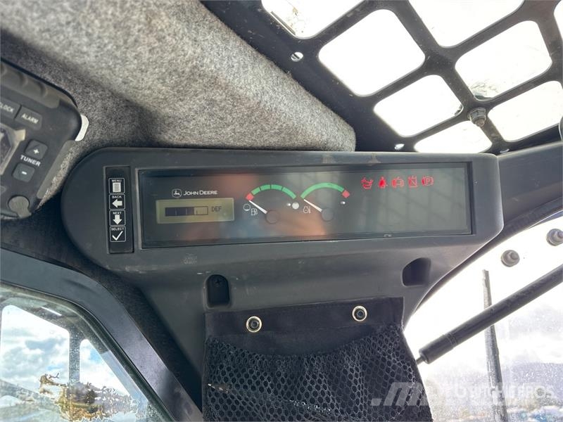 John Deere 331G Kompaktlastere