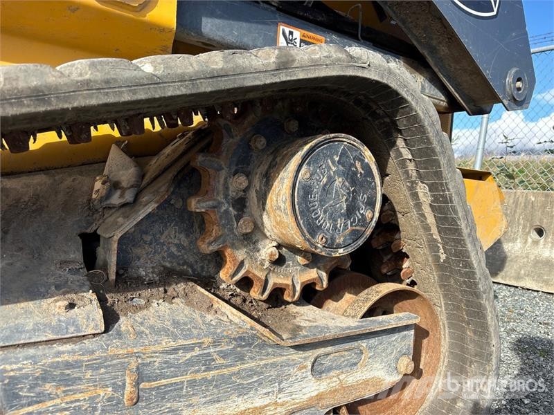 John Deere 331G Kompaktlastere