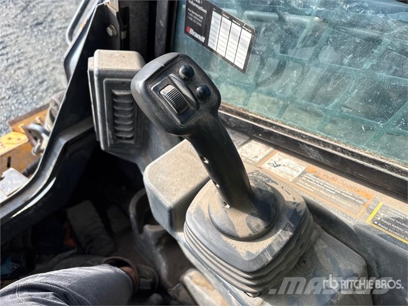 John Deere 331G Kompaktlastere