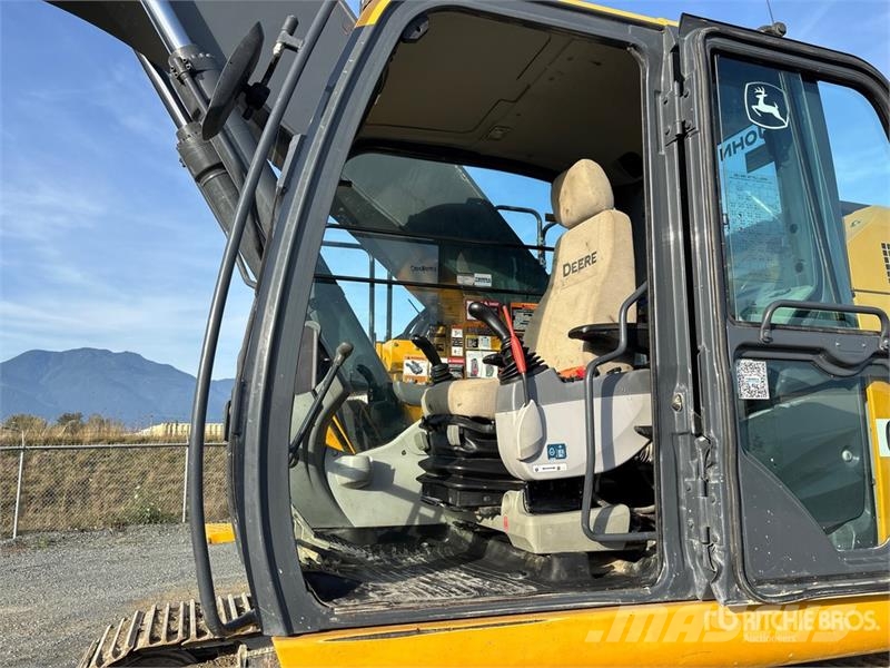 John Deere 345G LC Tracked Excavator Crawler excavators
