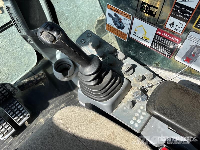 John Deere 345G LC Tracked Excavator Crawler excavators