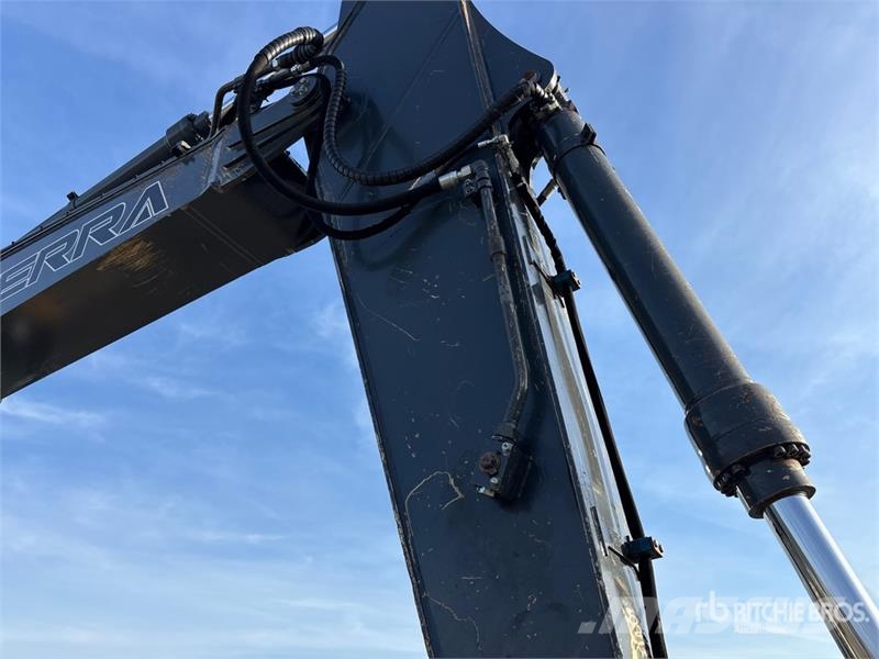 John Deere 345G LC Tracked Excavator Crawler excavators