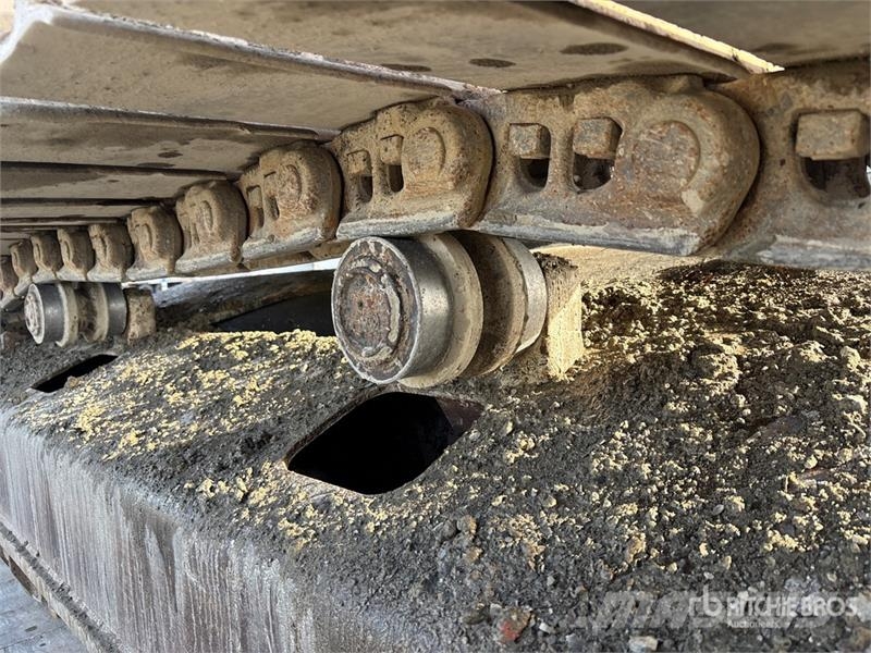John Deere 345G LC Tracked Excavator Crawler excavators