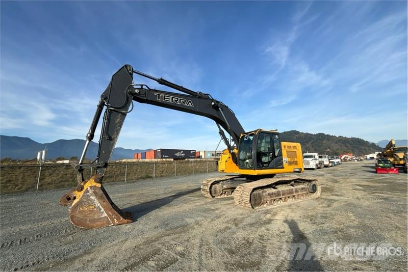 John Deere 345G LC Tracked Excavator Crawler excavators