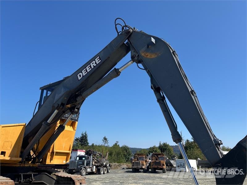 John Deere 370 Heel Boom Log Loader Lesní nakladače