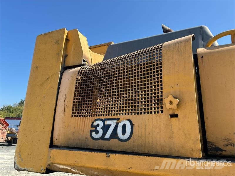John Deere 370 Heel Boom Log Loader Lesní nakladače