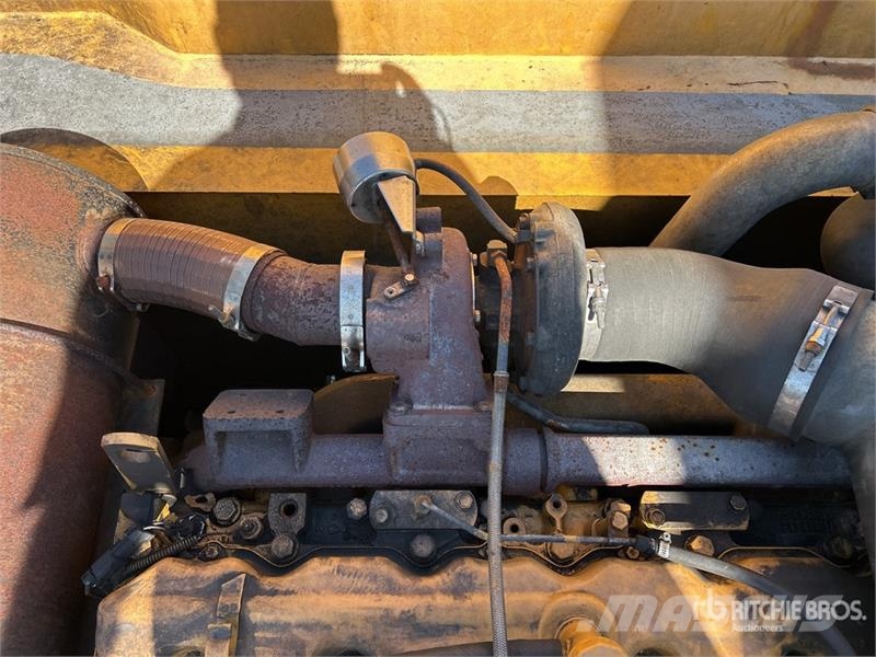 John Deere 370 Heel Boom Log Loader Lesní nakladače