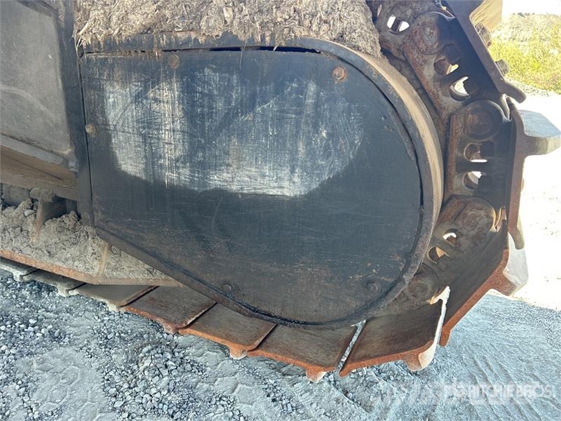 John Deere 370 Heel Boom Log Loader Lesní nakladače