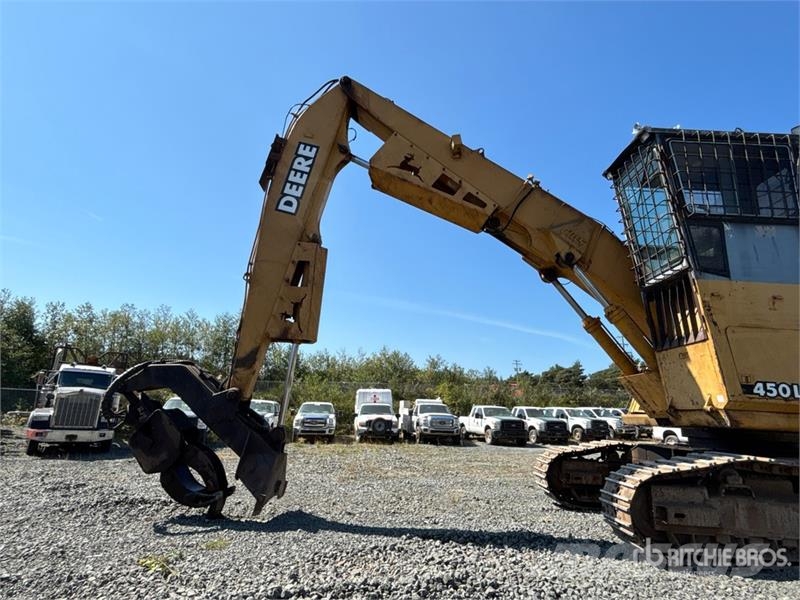 John Deere 450LC Heel Boom Log Loader Lesní nakladače