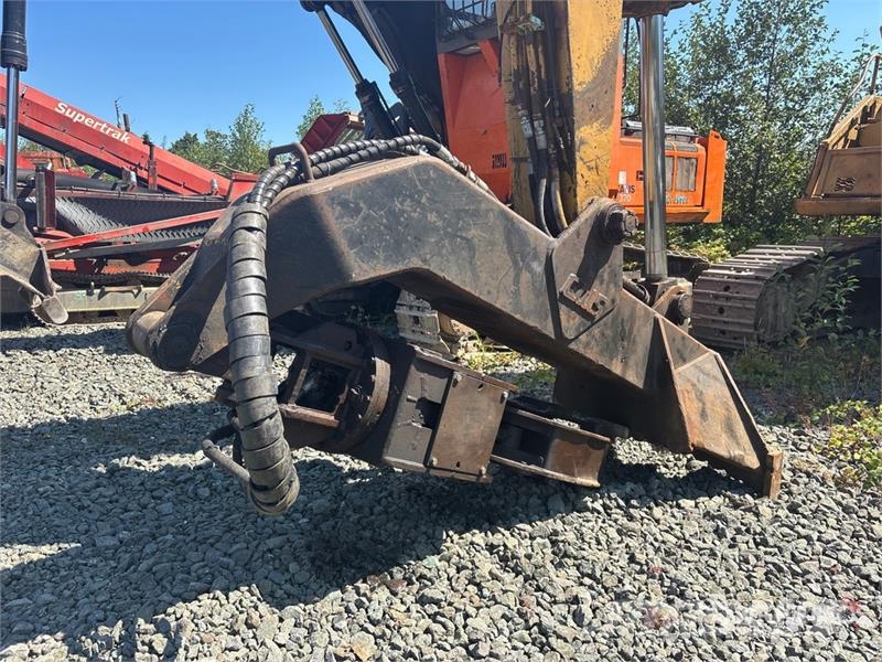 John Deere 450LC Heel Boom Log Loader Lesní nakladače