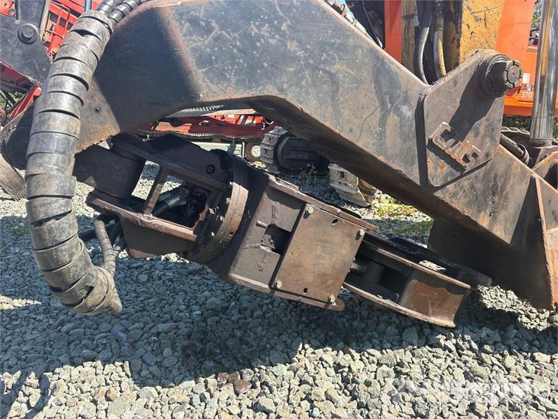 John Deere 450LC Heel Boom Log Loader Lesní nakladače